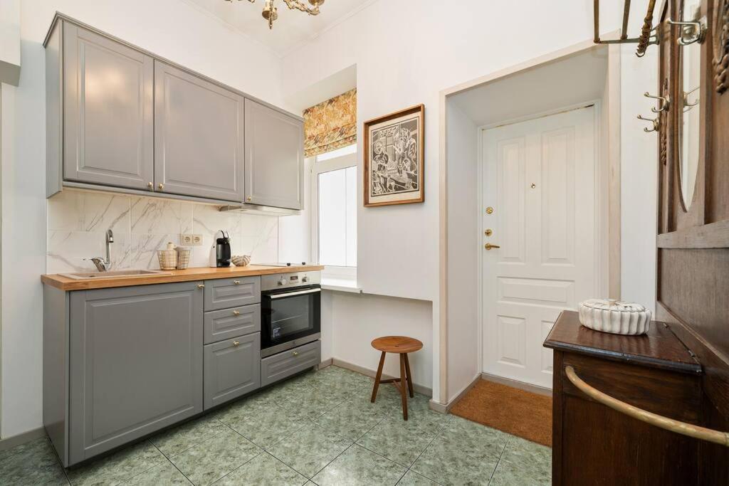 Sermuksnis-2-room Flat In Center Apartment *